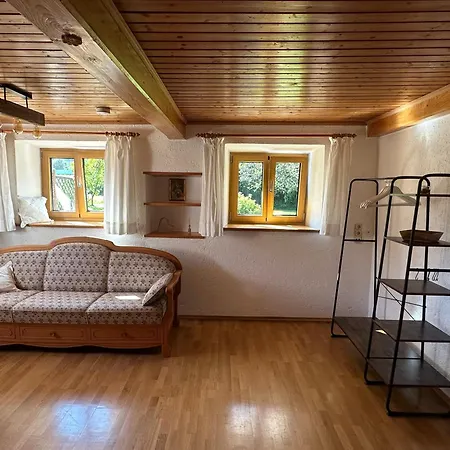 شقة Beim Straßer - Geräumige Erdgeschoßwohnung Mit Bergblick